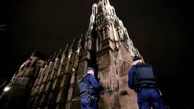 Francia refuerza vigilancia después de ataque yihadista en basílica de Niza