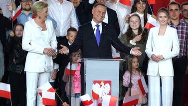 Presidente conservador y populista Andrzej Duda es reelecto en Polonia