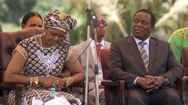 De regreso a Zimbabue, Mnangagwa anuncia 'una nueva democracia'