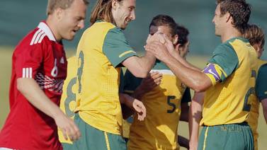 Australia vence 1-0 a Dinamarca en amistoso previo al Mundial