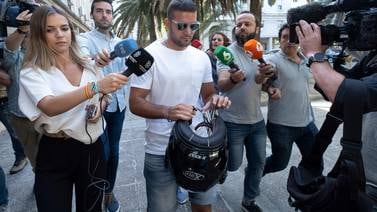Tribunal Supremo de España condena a 15 años de prisión por violación a miembros de La Manada