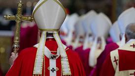 Vaticano presenta cargos contra 5 personas por filtraciones; juicio comienza martes