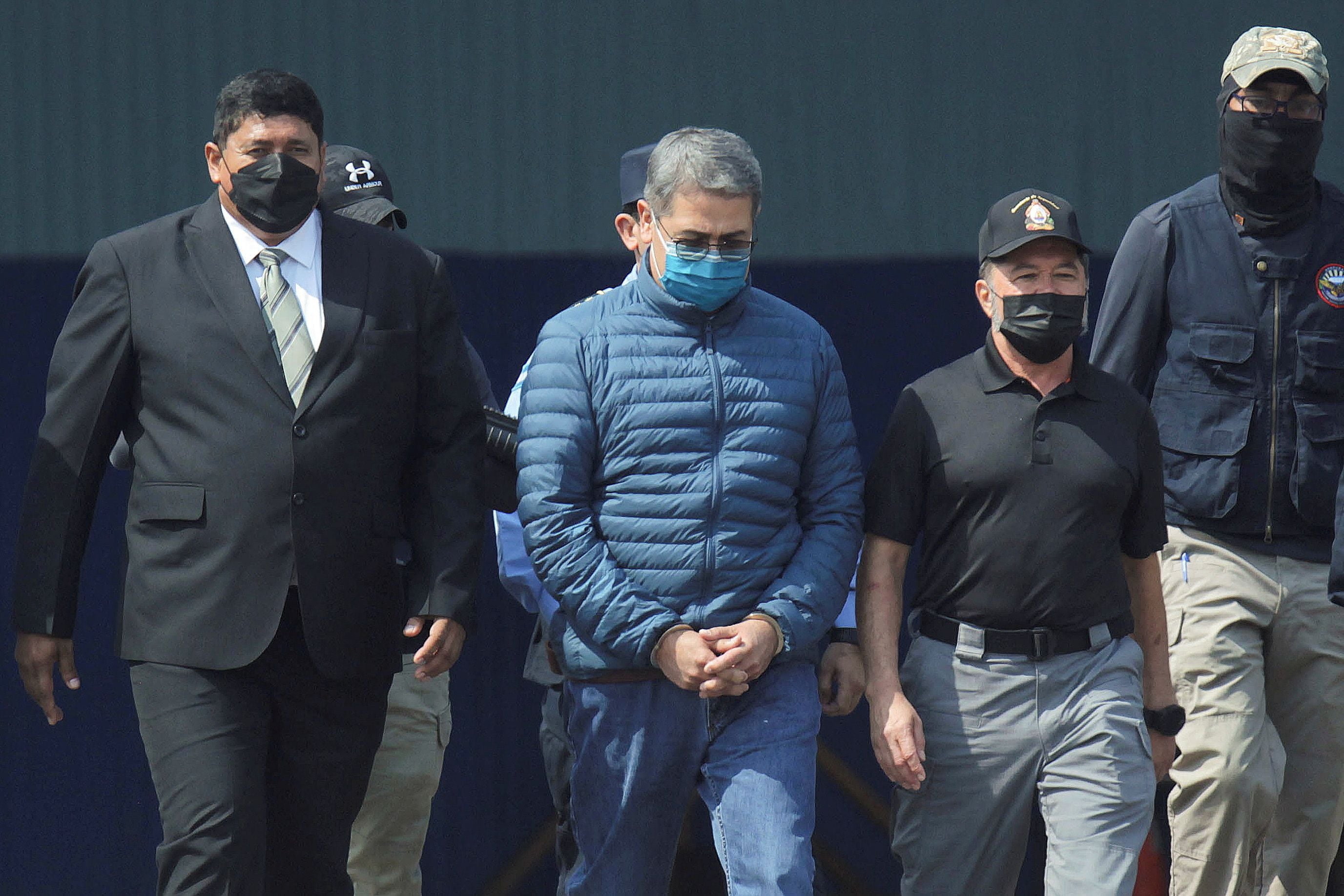 Juan Orlando Hernández el día de su captura. Foto: AFP