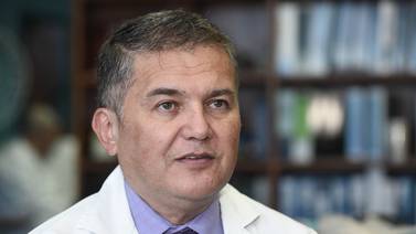 CCSS excluye a director de Hospital México de investigación por trasplante