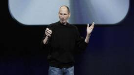 Steve Jobs presenta el nuevo servicio iCloud
