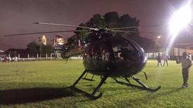 Helicóptero del Ministerio de Seguridad aterrizó en plaza detrás de la basílica de Los Angeles