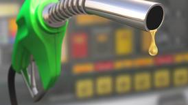Gasolinas y diésel bajarán ¢16 por eliminación de tres privilegios en Recope