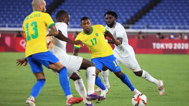 Brasil queda a la espera del boleto a cuartos tras empate ante Costa de Marfil en el fútbol masculino