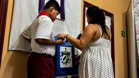 Cubanos votan en segunda vuelta para elegir más de 900 concejales