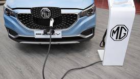 Inscripción de autos eléctricos bate otro récord en primer semestre