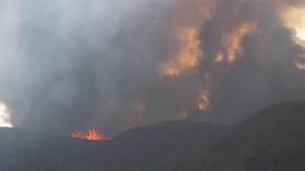 Más de 4.700 evacuados por los incendios en las Islas Canarias