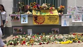 Amigos y pareja de turista mexicana asesinada en Cóbano agradecen el apoyo de los ticos en una vigilia