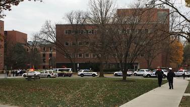 Policía mata a hombre que hirió nueve personas en universidad de Ohio