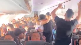 ¡El amor está en el aire!: Hombre pide matrimonio en pleno vuelo de Colombia