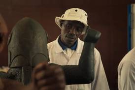 Berlinale 2024: Documental que denuncia el saqueo de arte en África se lleva el Oso de Oro