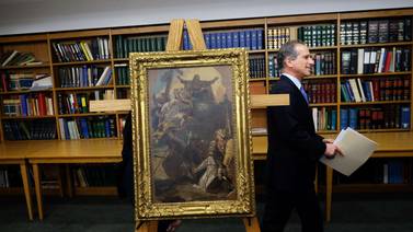 Estados Unidos devuelve a Italia una pintura de Tiepolo y una escultura etrusca 