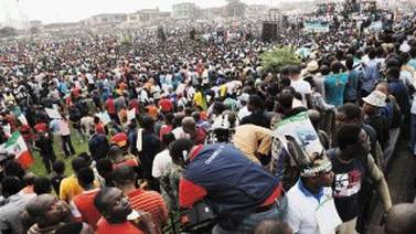 Región nigeriana declara toque de queda por huelga
