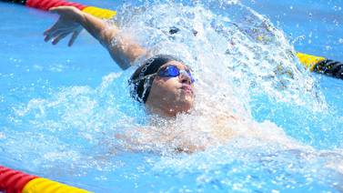 Marcel Brenner destacó en inicio del Torneo Delfines Humboldt  de natación