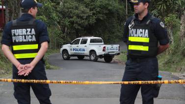 Vecina que salió a hacer ejercicio halla cuerpo de hombre calcinado en calle de Alajuelita