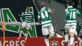 La magia de Bryan Ruiz le dio la clasificación al Sporting de Lisboa 