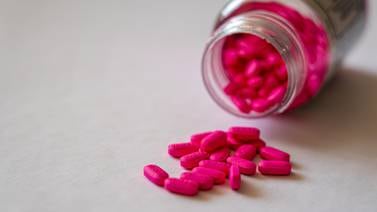 Autoridades europeas ponen atención a la peligrosa moda de ingerir antihistamínicos para aumentar los glúteos