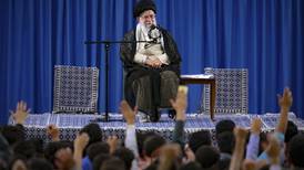 Ayatolá iraní descarta diálogo con Trump