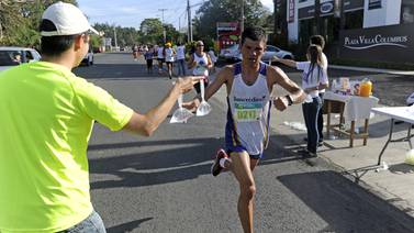 Muerte de corredor enluta el triunfo de Roy Vargas en Carrera de La Paz
