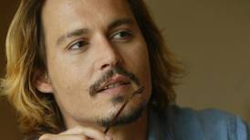 Johnny Depp demanda a ex apoderados por $25 millones