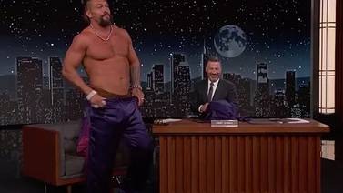 Jason Momoa se quitó la ropa durante show de Jimmy Kimmel y causa sensación