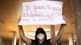 Recolección de firmas para activar revocatorio contra Maduro con mínima participación tras boicot opositor