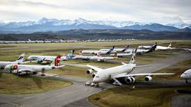 Al pie de los Pirineos falta espacio para almacenar aviones ‘enfermos’ de covid-19