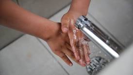 Familias que no pudieron pagar servicio de agua el 15 de agosto tendrán suministro por 30 días más