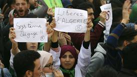 Ejército de Argelia promete garantizar estabilidad y seguridad ante manifestaciones