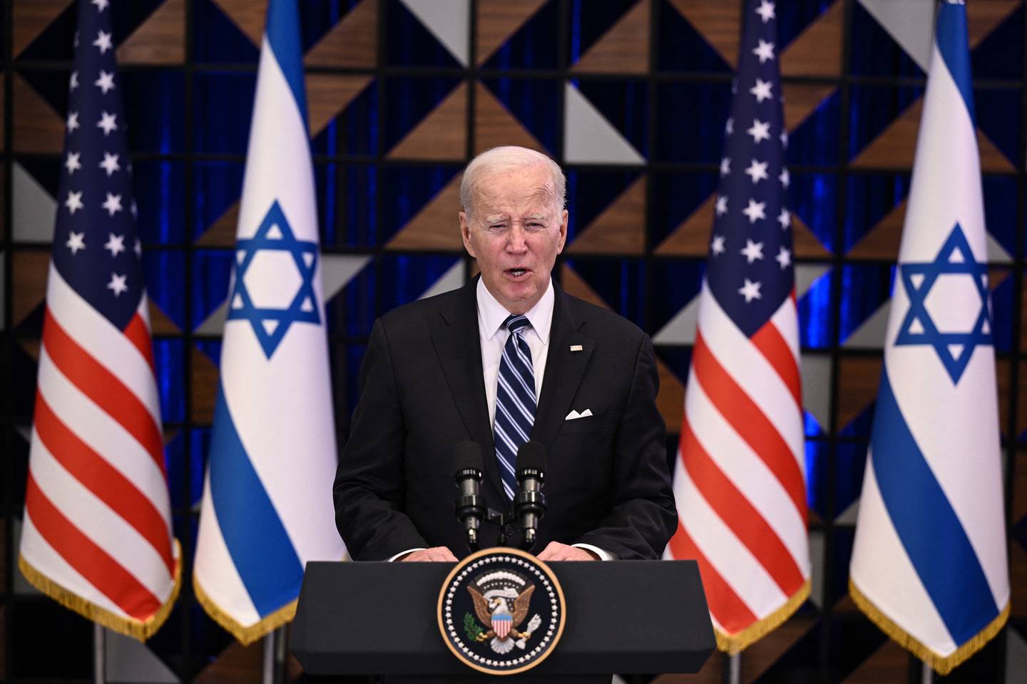 El presidente estadounidense, Joe Biden, ofrece una conferencia de prensa tras una visita de solidaridad a Israel.