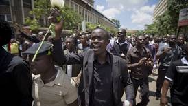  Críticas  en Kenia   a   lenta reacción a golpe terrorista de Al-Shabab 