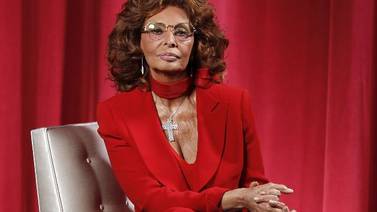 Sophia Loren se fracturó la cadera y está hospitalizada