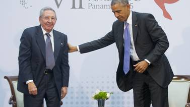 Barack Obama y Raúl Castro se reunieron cerca de una hora
