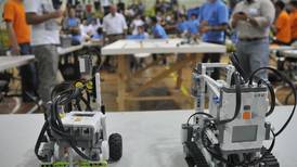Robots  compitieron para llegar a la final de su olimpiada