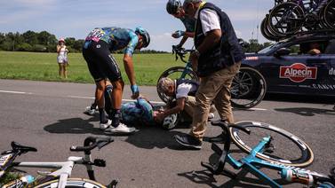 Accidentado Mark Cavendish le dice adiós al sueño de romper récord de Eddy Merckx