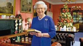 #QuéVerEnTele: La Reina Isabel recuerda el día de su coronación y su casa favorita