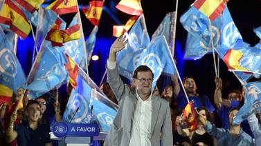 Rajoy quiere gobernar España, pero le falta apoyo y le sobra oposición