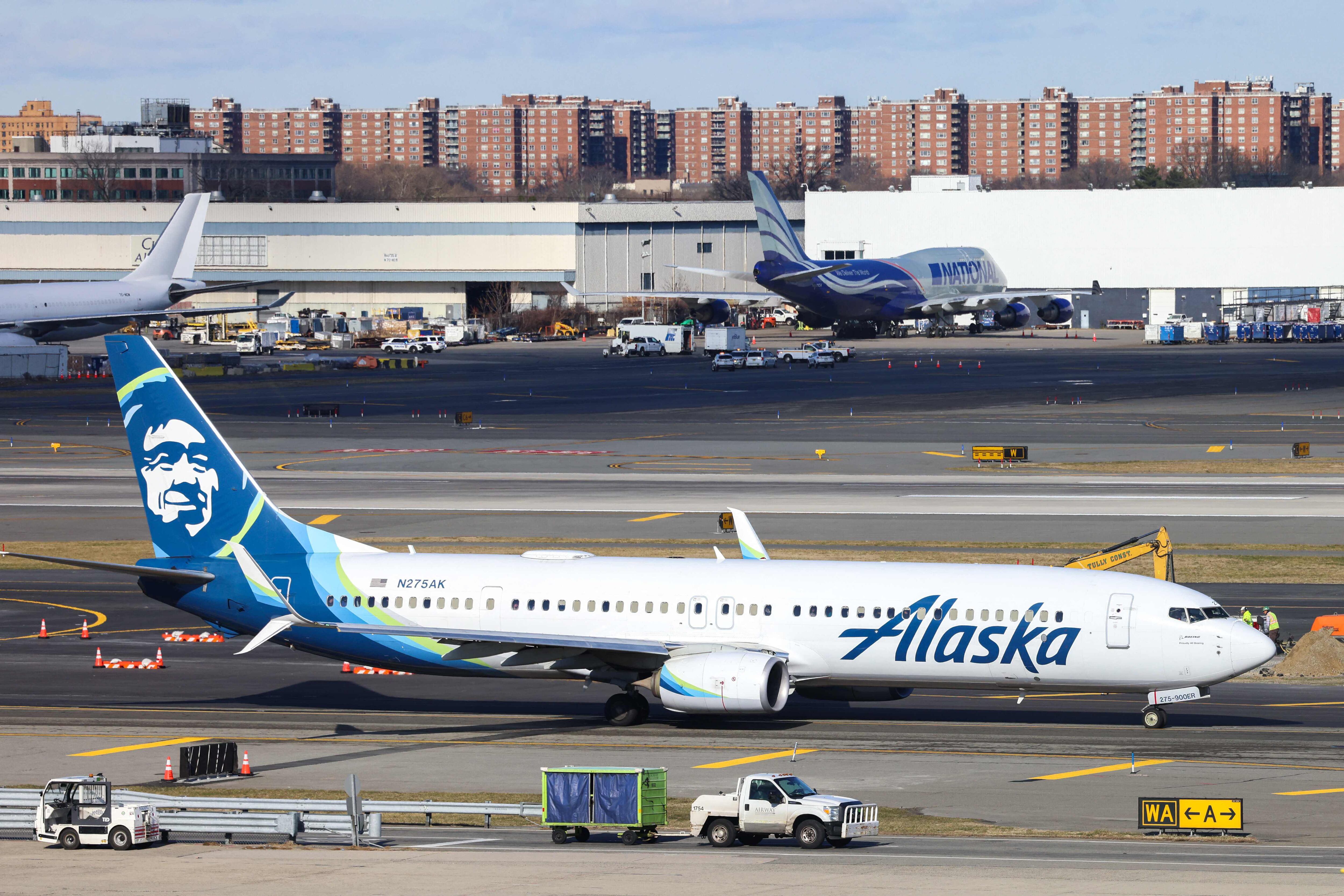 El pasado 5 de enero, un avión Boeing 737 Max 9 de Alaska Airlines perdió una puerta de emergencia en pleno vuelo. Ningún pasajero resultó herido.