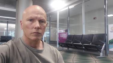 Periodista Karl Penhaul denuncia que estuvo retenido en Costa Rica