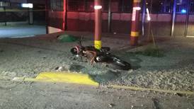 Colisión entre motocicleta y vehículo deja un hombre fallecido en Cartago