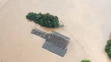 Ciclón deja 21 muertos en el sur de Brasil