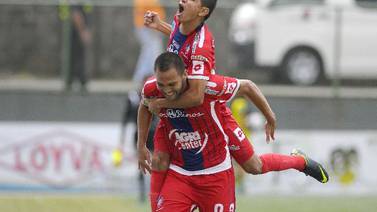 Díaz le devolvió el gol a San Carlos