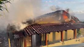 Extranjera fallece por incendio en su casa en Carrizal de Alajuela  