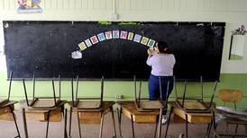 Gobierno  cargará con  pensión de 11.000 educadores más