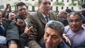 Expresidente de Perú Alan García se somete a investigaciones luego del rechazo de asilo por parte de Uruguay