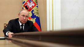Vladimir Putin expulsa a 85 diplomáticos europeos 